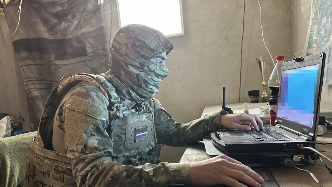 Боец "Ахмата": операторы дронов проводят конкурс, кто больше сожжет техники ВСУ Боец "Ахмата": операторы дронов проводят конкурс, кто больше сожжет техники ВСУ