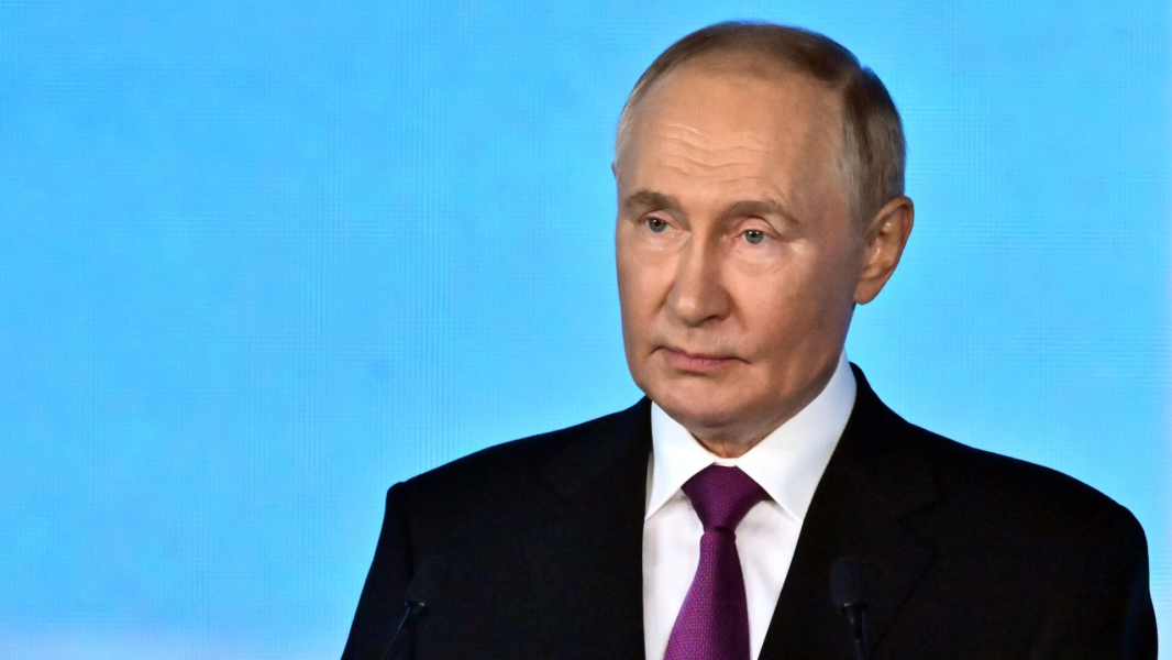 Путин обсудит с членами Совбеза систему контроля воздушного пространства в РФ